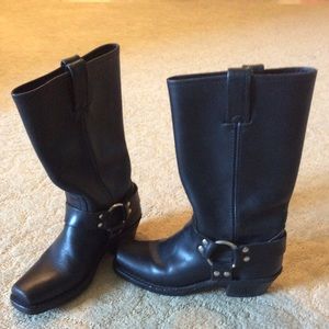FRYE Ladies Harness Boot